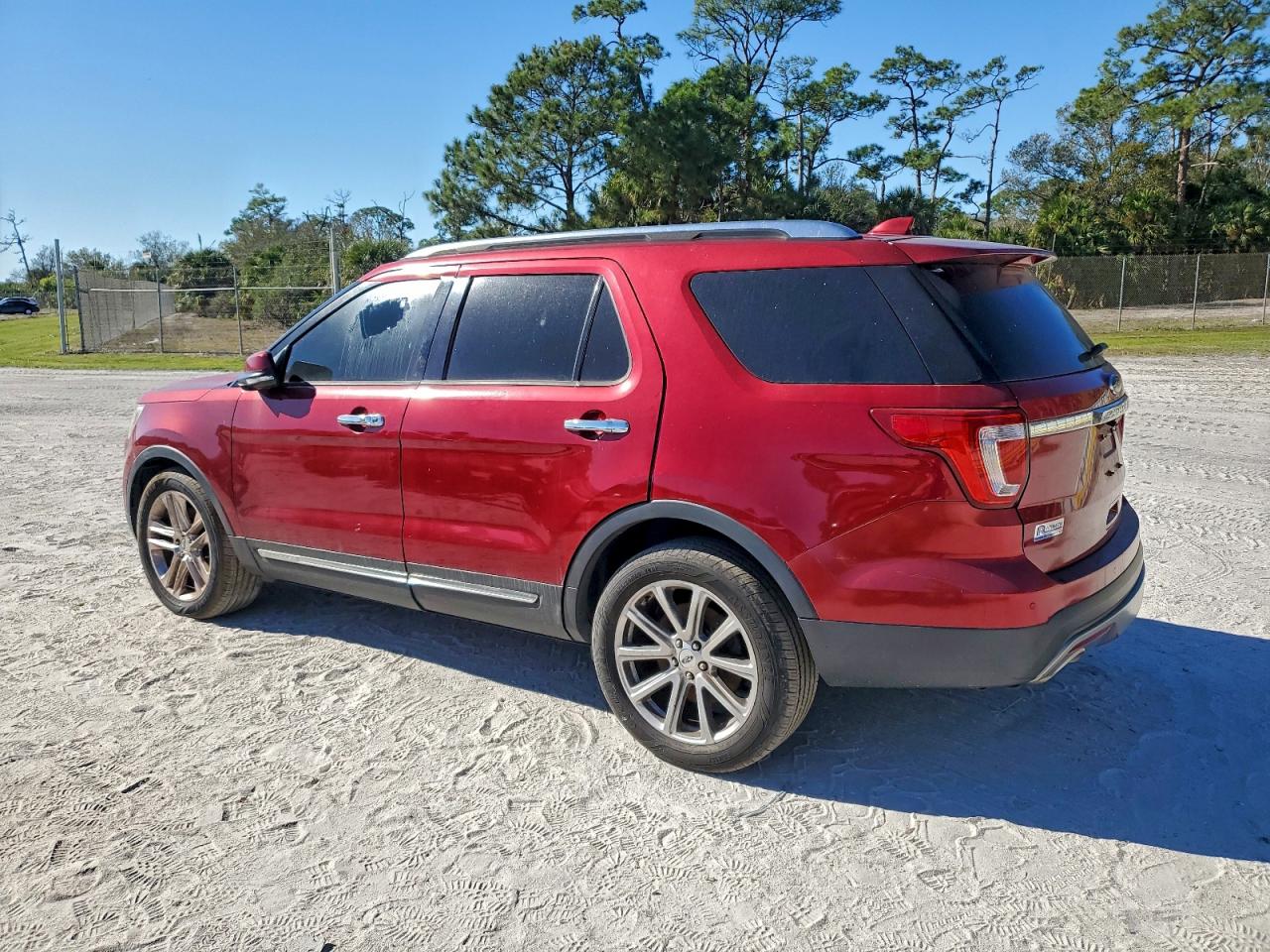 2017 FORD EXPLORER LIMITED photo 3