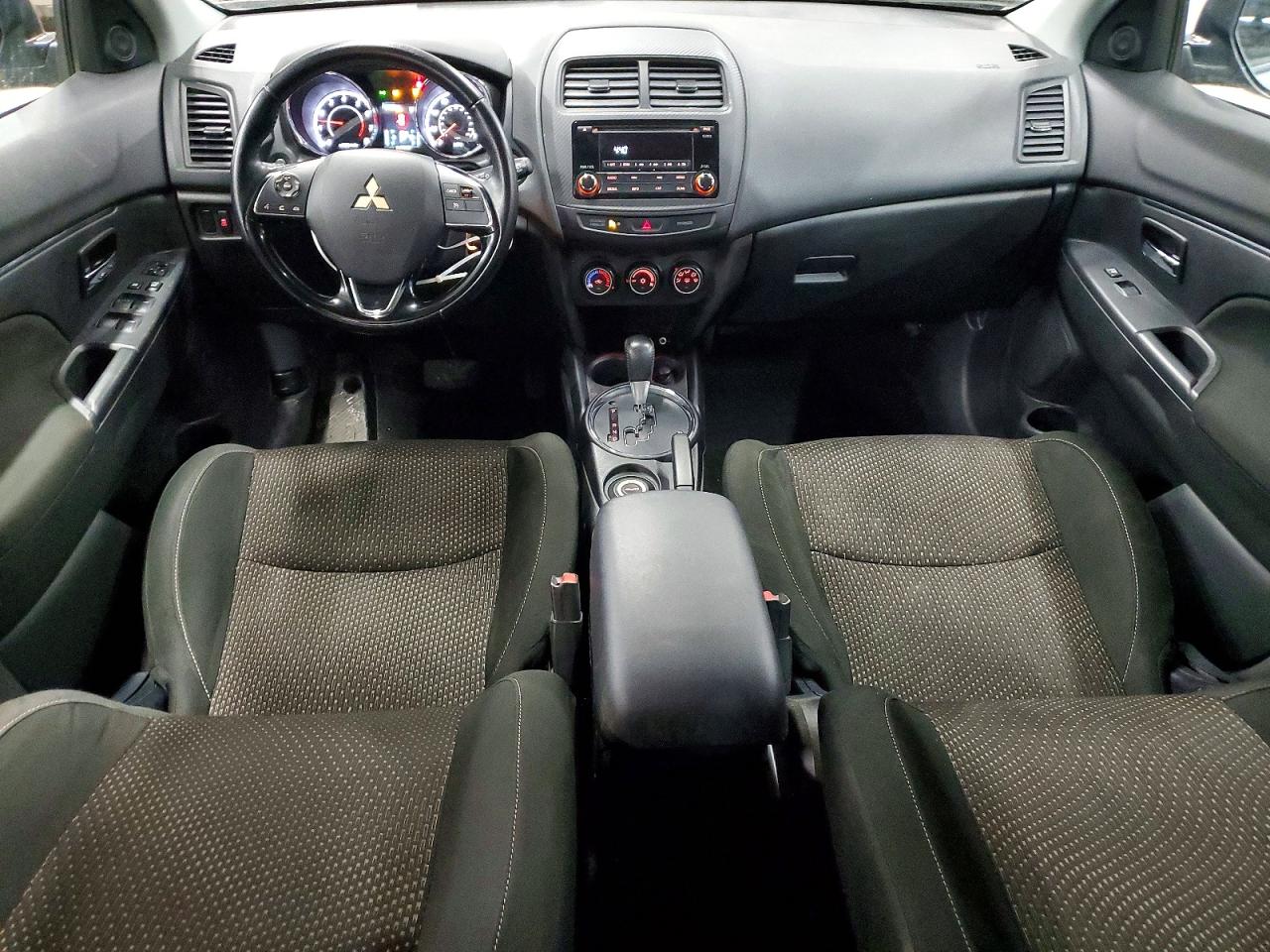 2016 MITSUBISHI OUTLANDER SPORT ES photo 8