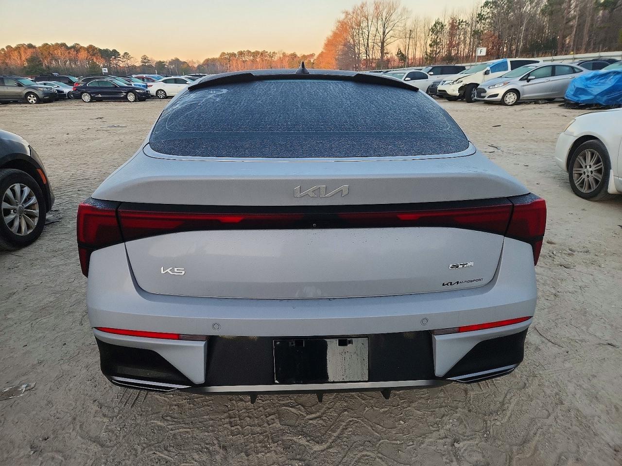 2025 KIA K5 photo 6