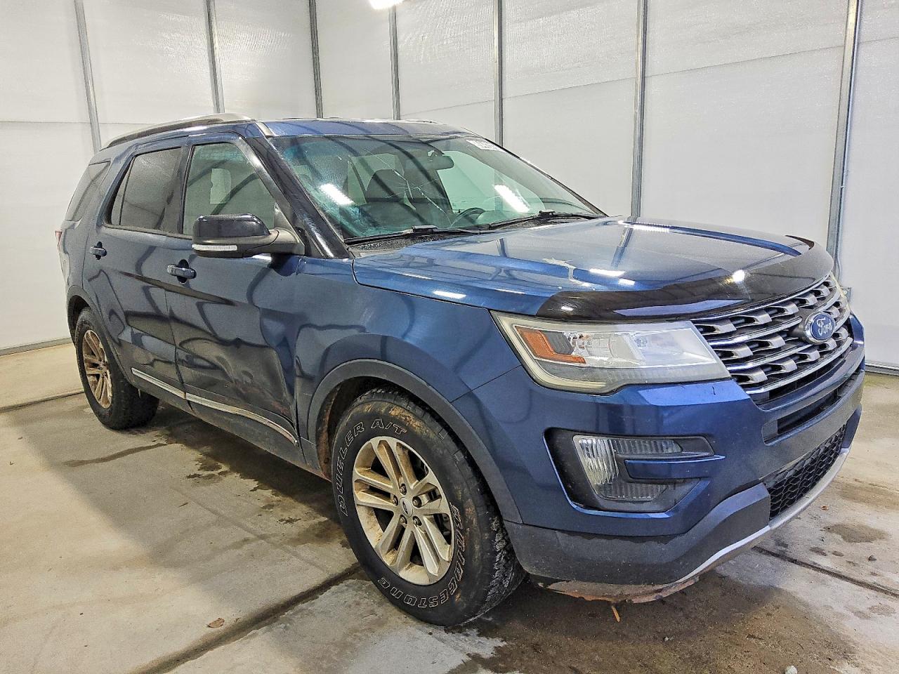 2016 FORD EXPLORER XLT photo 4