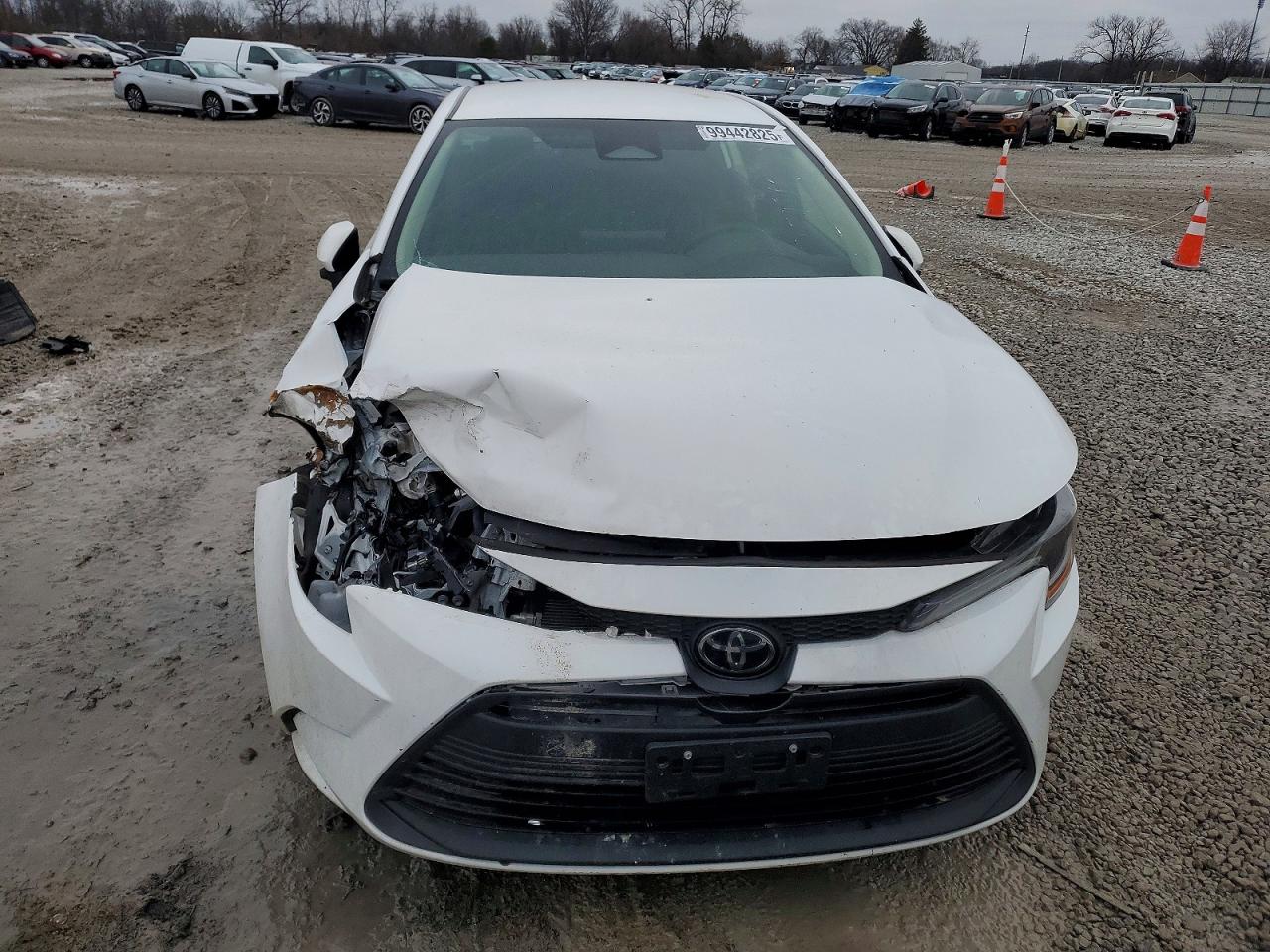 2024 TOYOTA COROLLA LE photo 5