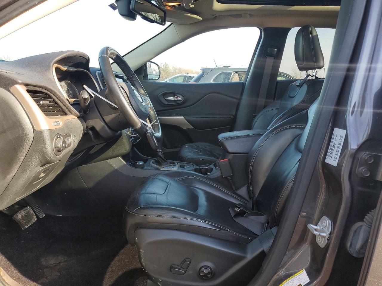 2018 JEEP CHEROKEE LIMITED photo 7