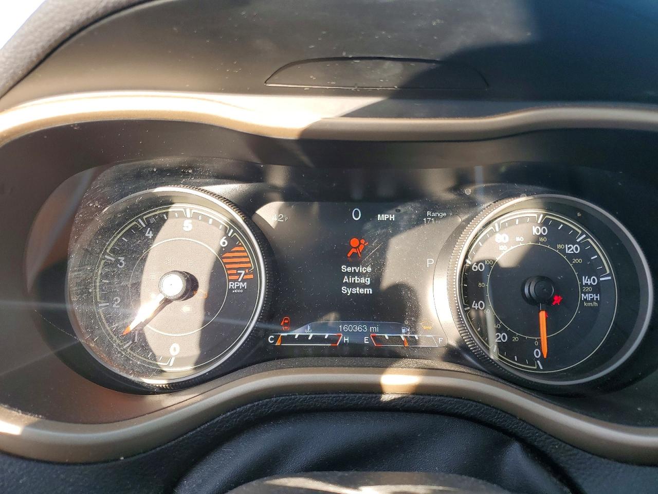 2018 JEEP CHEROKEE LIMITED photo 9