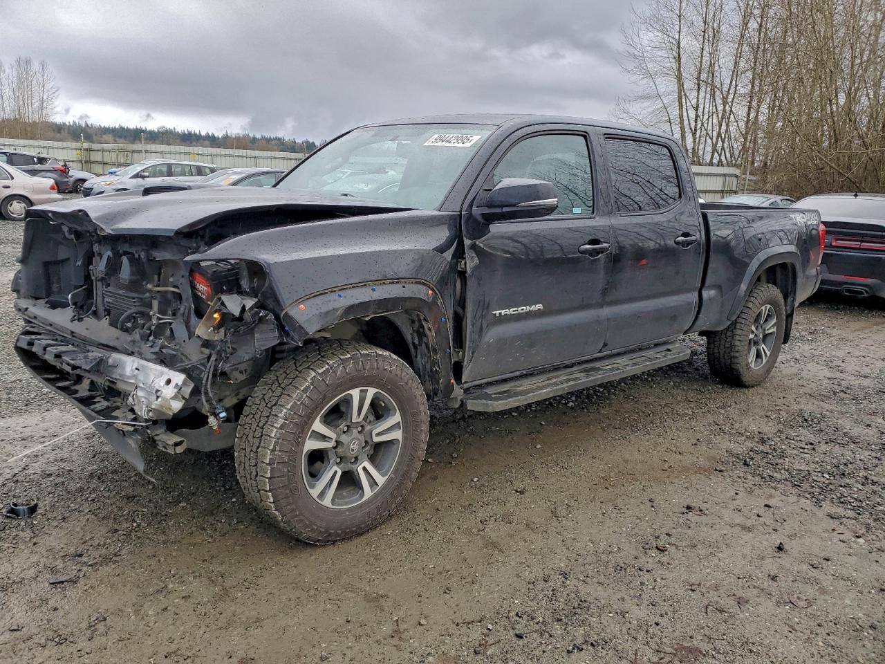 2017 TOYOTA TACOMA