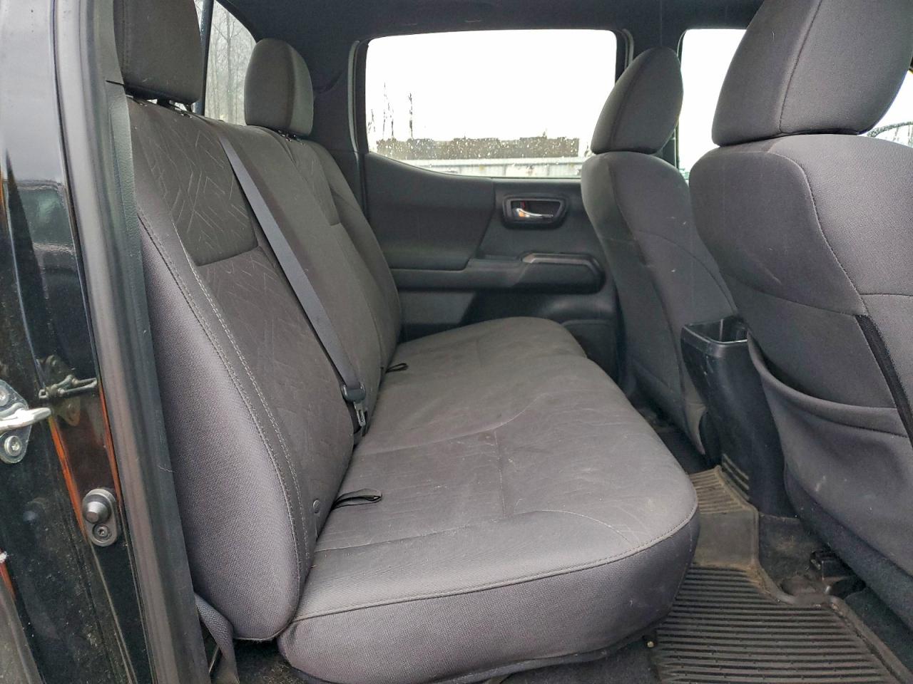 2017 TOYOTA TACOMA DOUBLE CAB photo 19