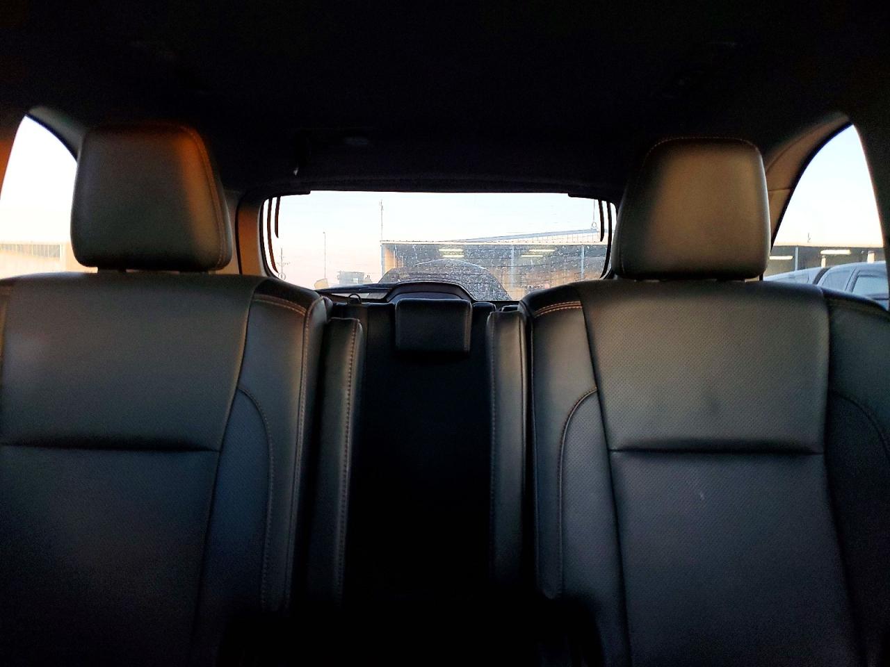 2017 TOYOTA HIGHLANDER LIMITED photo 19