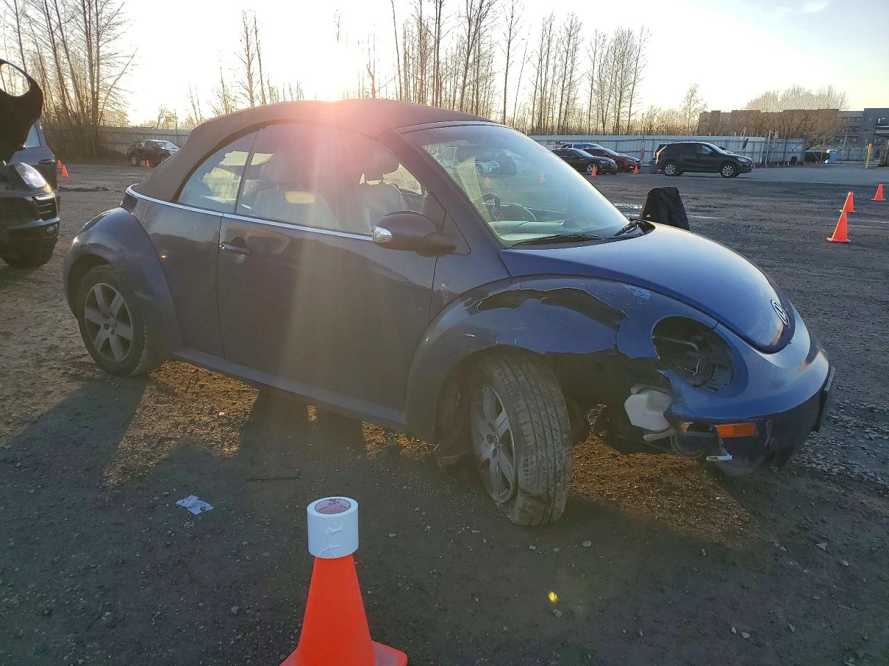 2006 VOLKSWAGEN NEW BEETLE CONVERTIBLE OPTION PACKAGE 2 photo 4