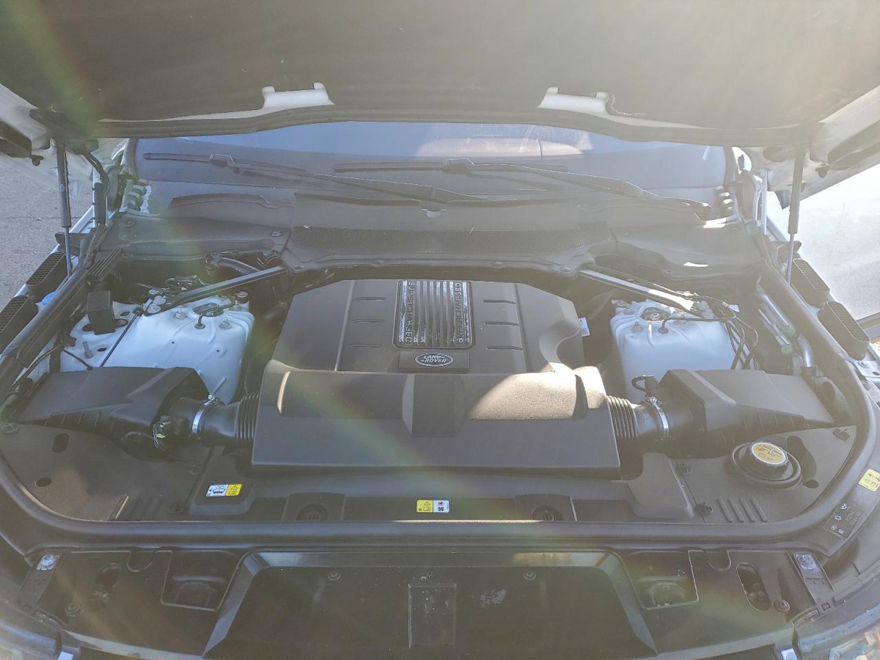2019 LAND ROVER RANGE ROVER SPORT HSE photo 12