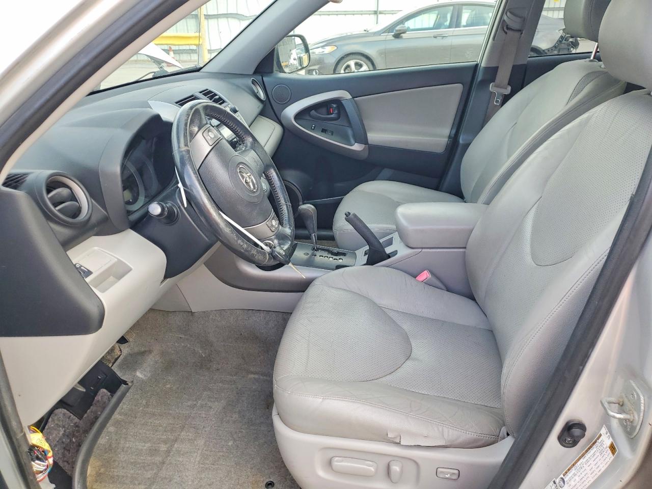 2008 TOYOTA RAV4 LIMITED photo 13