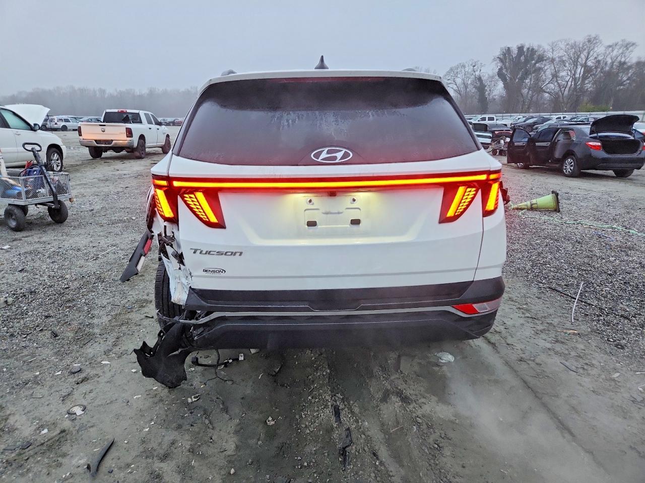 2024 HYUNDAI TUCSON SEL photo 6