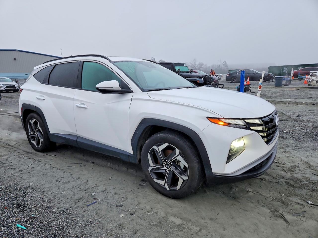 2024 HYUNDAI TUCSON SEL photo 4