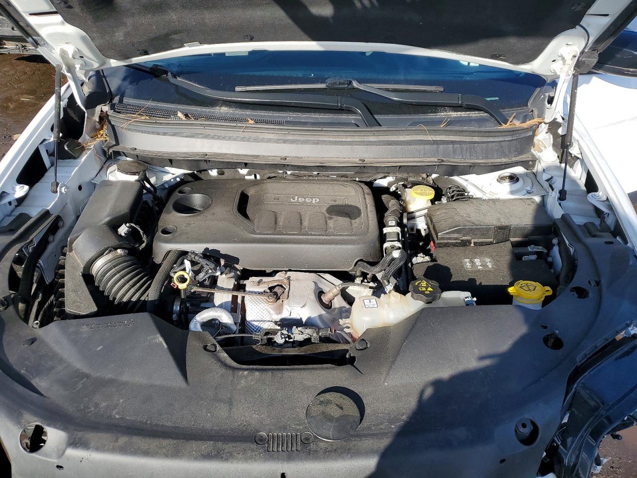 2022 JEEP CHEROKEE LATITUDE LUX photo 12