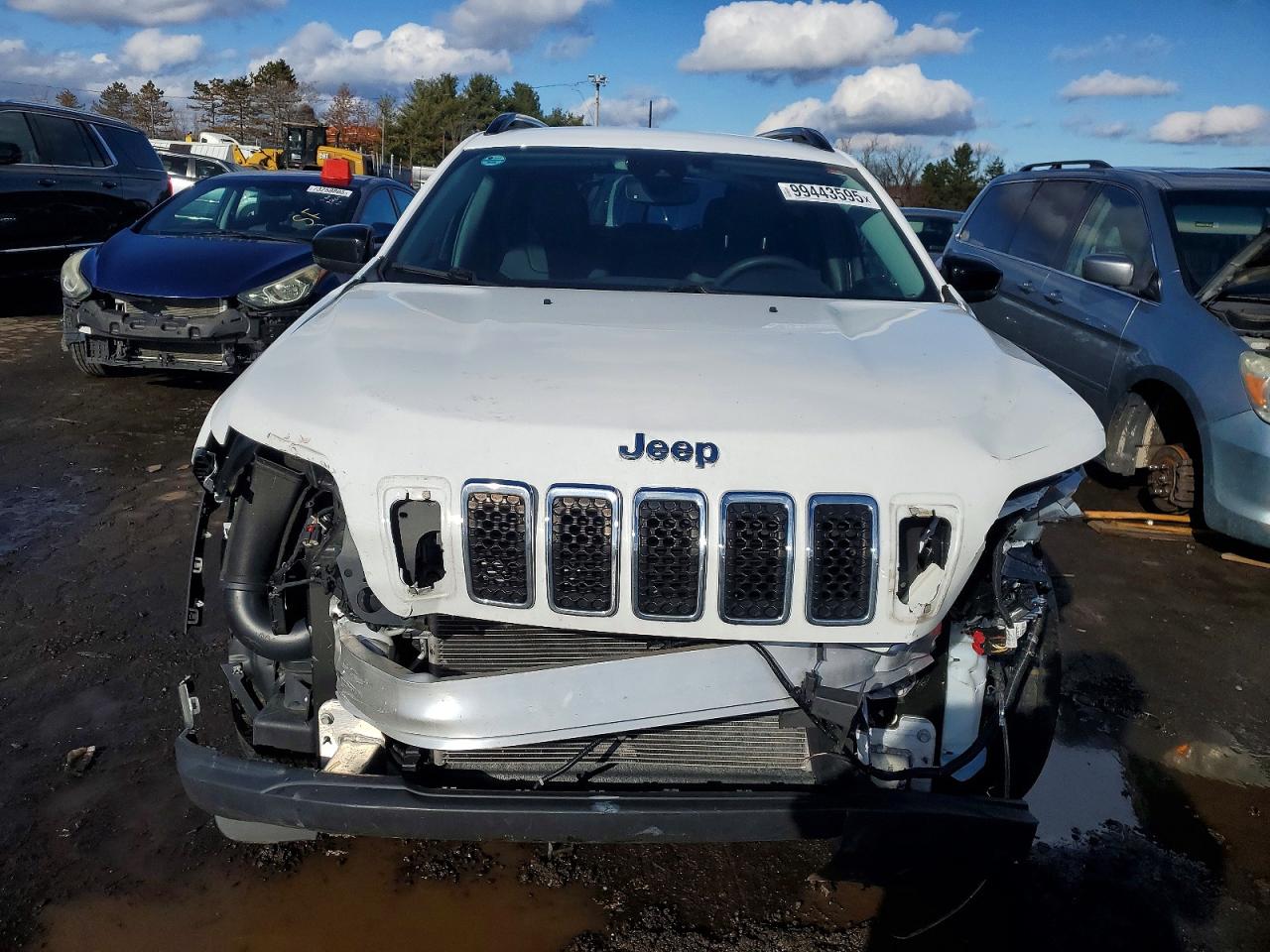 2022 JEEP CHEROKEE LATITUDE LUX photo 5