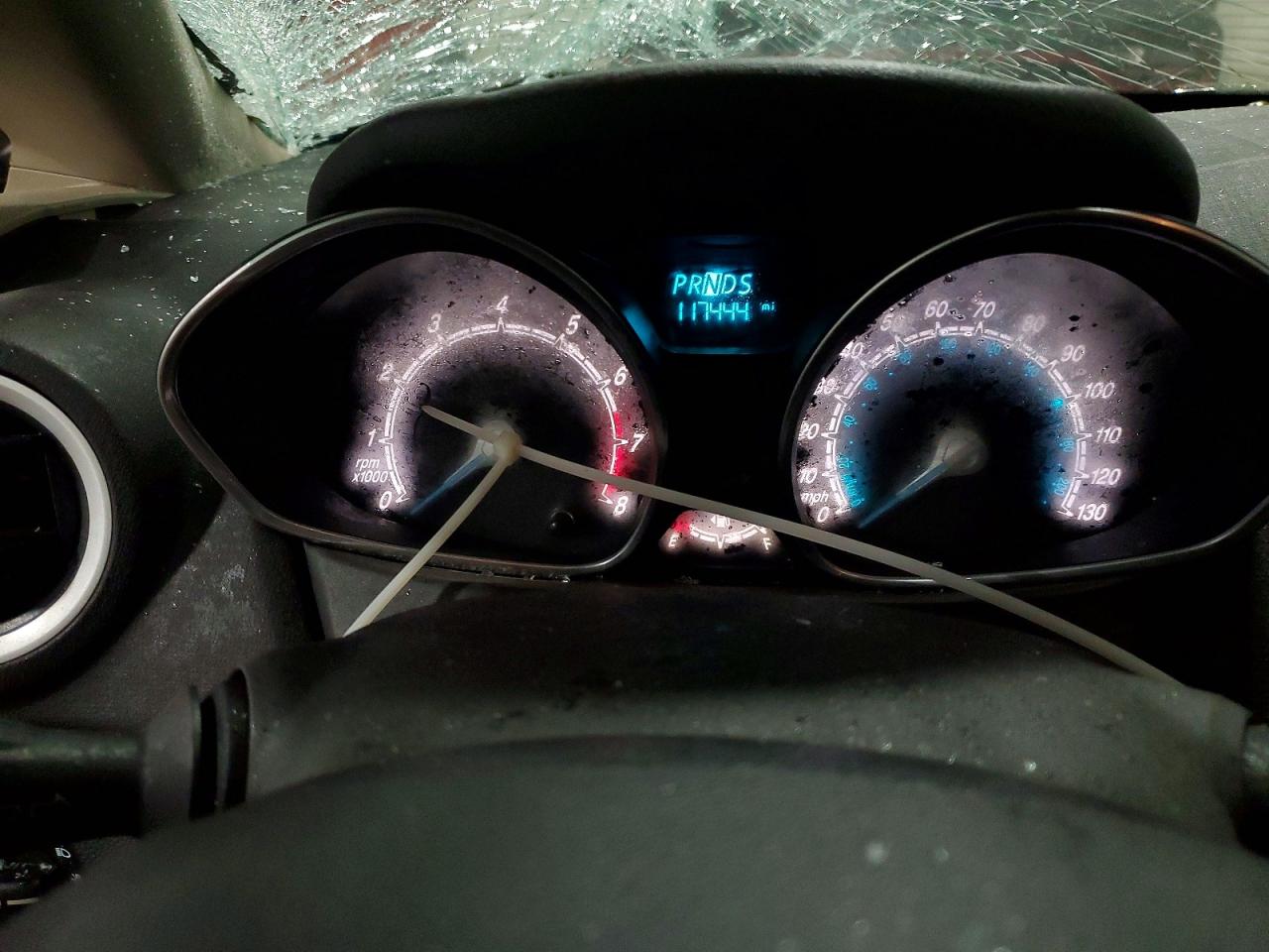 2019 FORD FIESTA SE photo 9