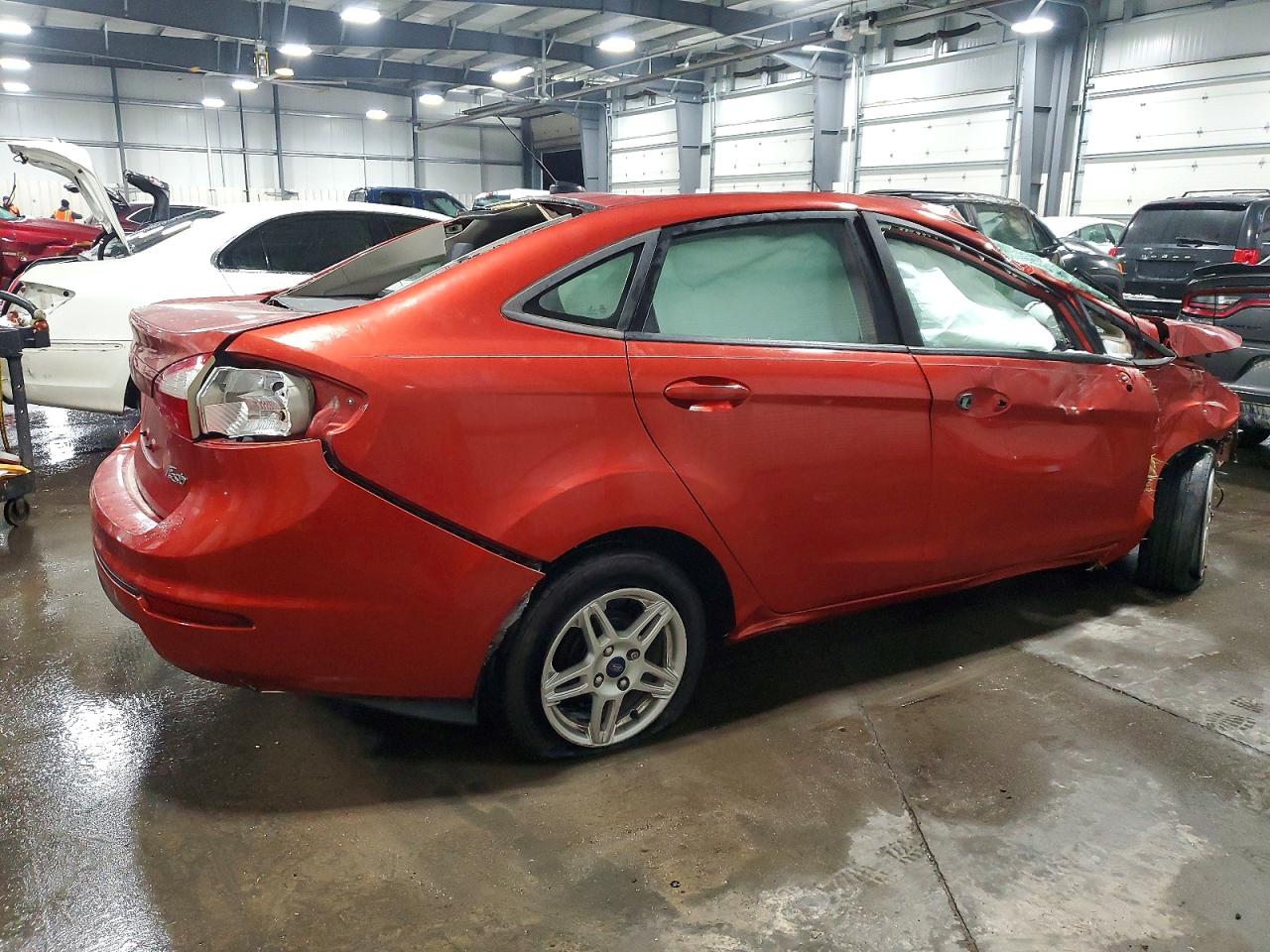 2019 FORD FIESTA SE photo 3