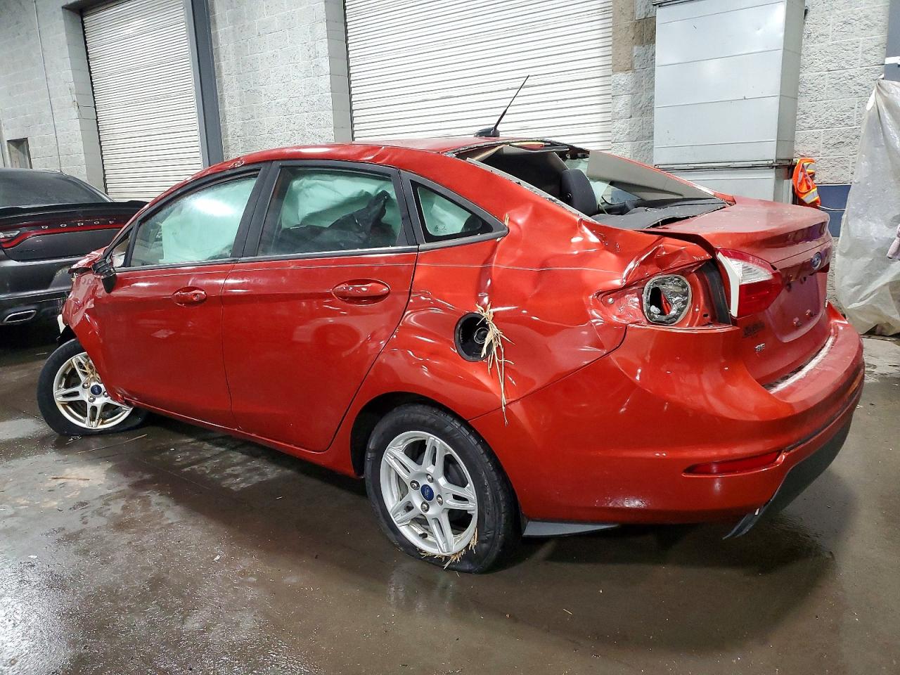 2019 FORD FIESTA SE photo 2
