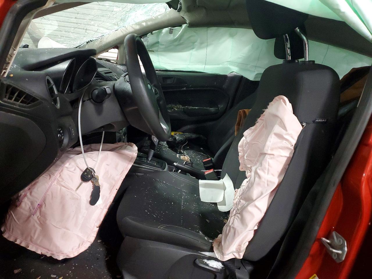 2019 FORD FIESTA SE photo 7