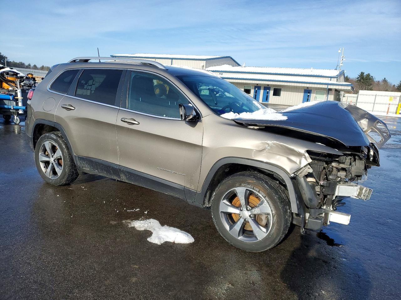 2019 JEEP CHEROKEE LIMITED photo 4