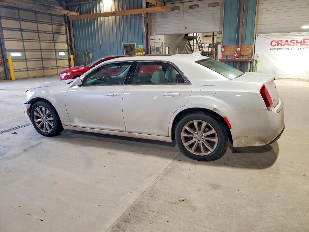 2016 CHRYSLER 300 LIMITED photo 3