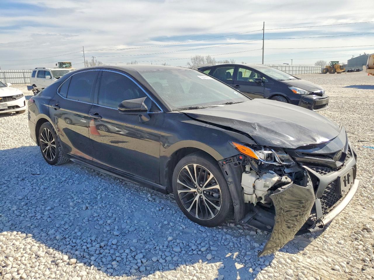 2020 TOYOTA CAMRY SE photo 7