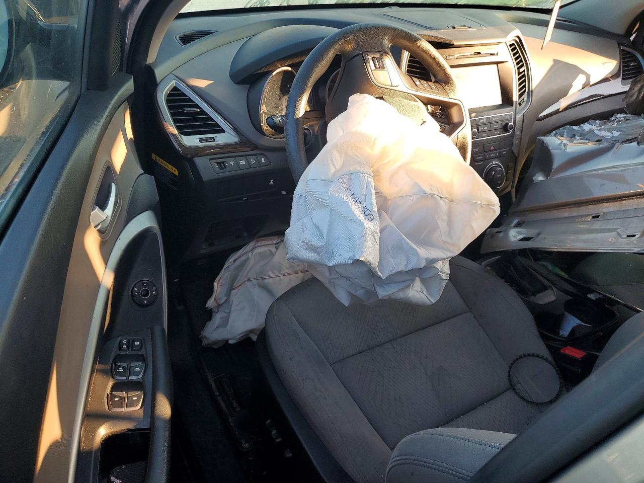 2017 HYUNDAI SANTA FE SPORT photo 15