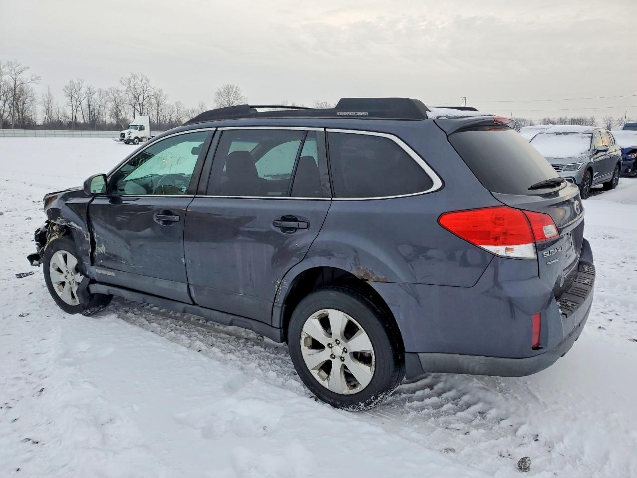 2010 SUBARU OUTBACK 2.5I PREMIUM photo 2