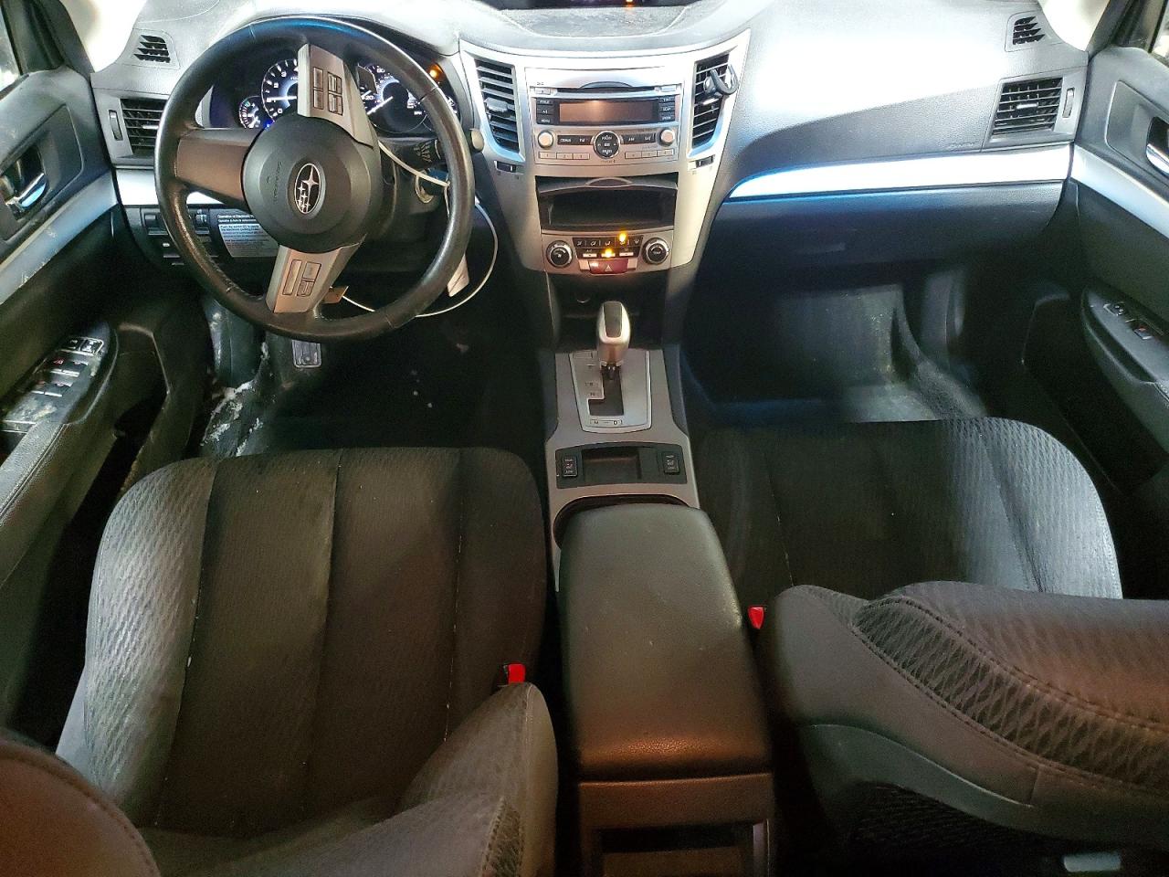 2010 SUBARU OUTBACK 2.5I PREMIUM photo 8