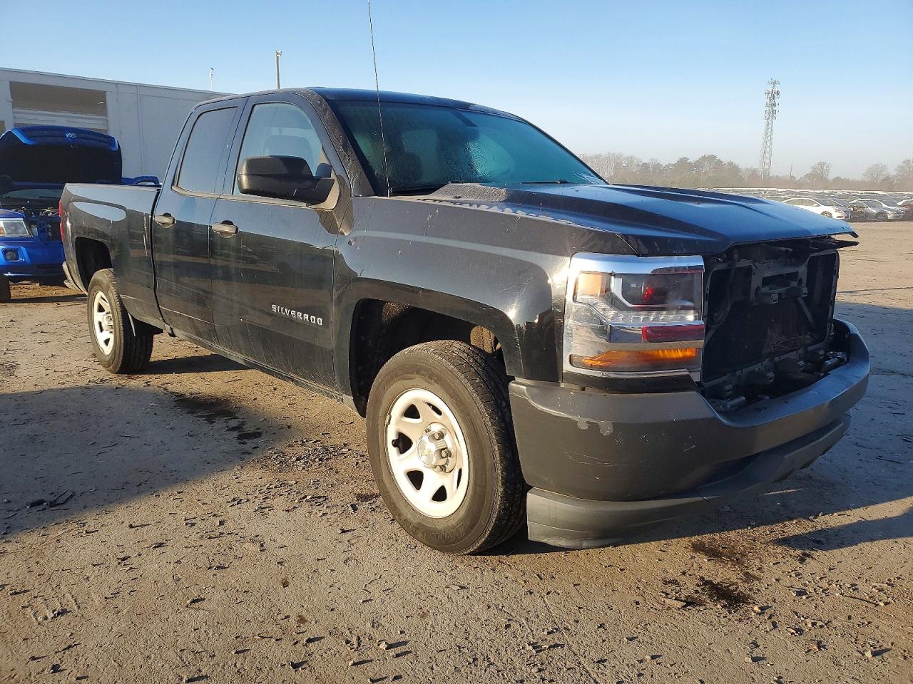 2016 CHEVROLET SILVERADO C1500 photo 4