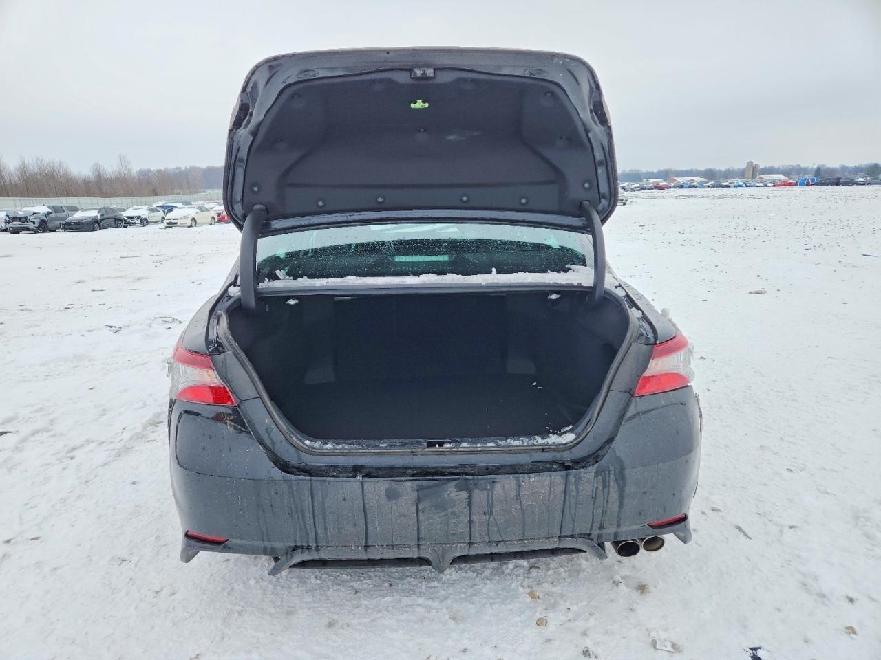 2022 TOYOTA CAMRY SE photo 11