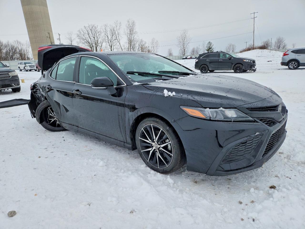 2022 TOYOTA CAMRY SE photo 7