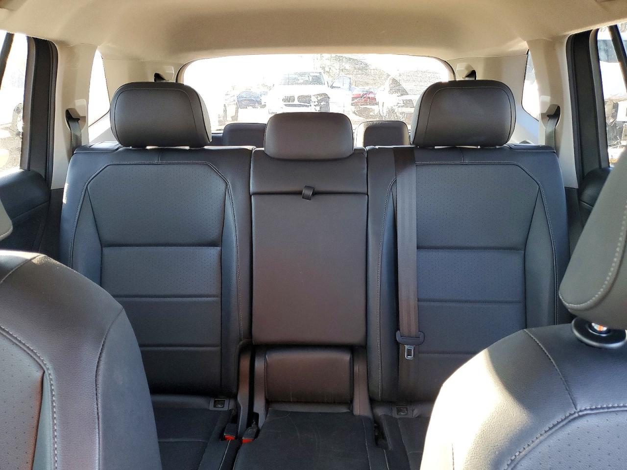 2020 VOLKSWAGEN TIGUAN SE photo 10