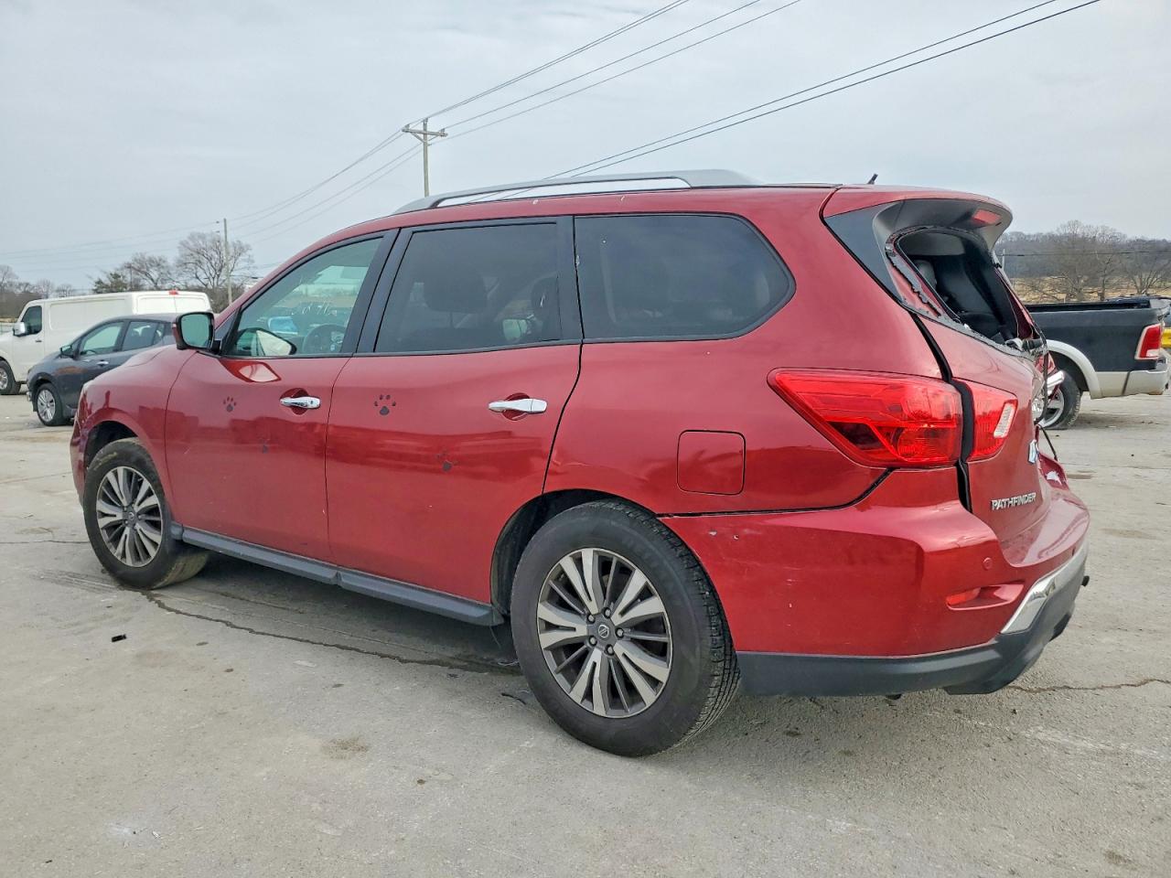 2017 NISSAN PATHFINDER S photo 4