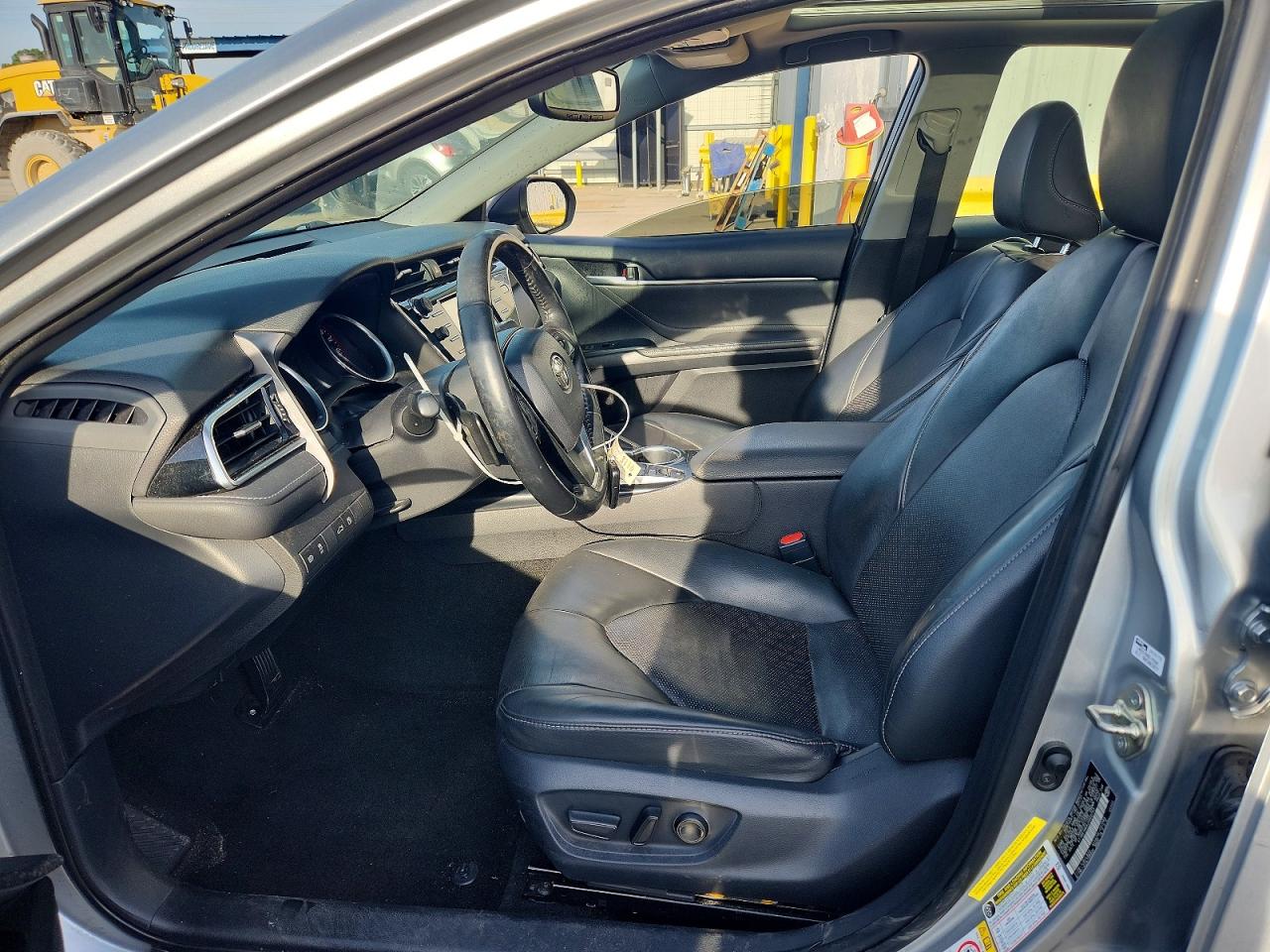 2018 TOYOTA CAMRY XSE photo 7