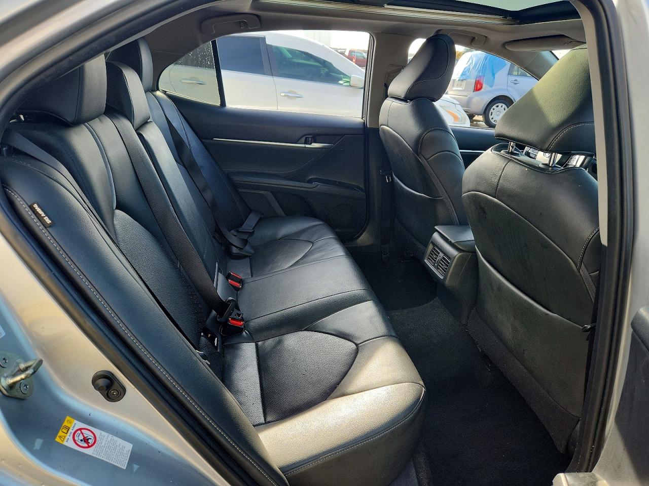 2018 TOYOTA CAMRY XSE photo 10