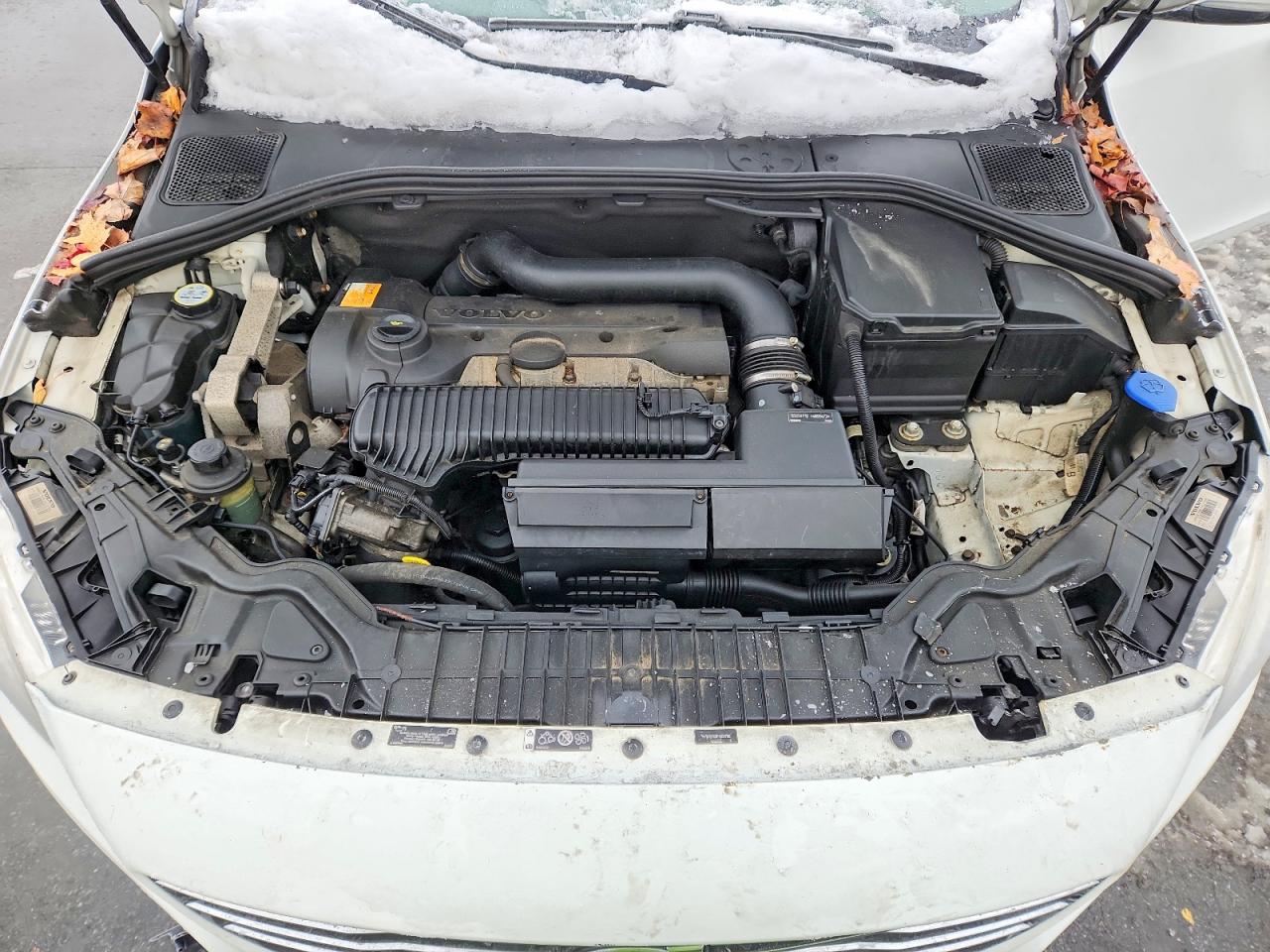 2015 VOLVO S60 PREMIER+ photo 11