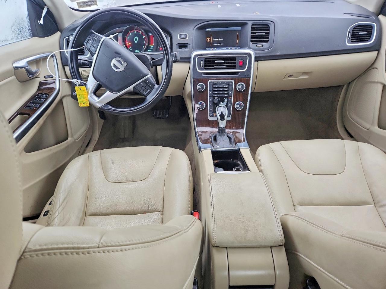 2015 VOLVO S60 PREMIER+ photo 8