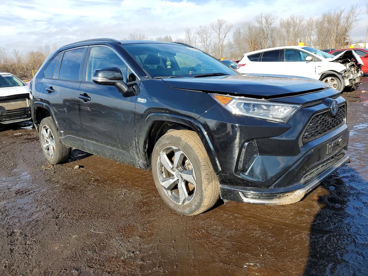 2021 TOYOTA RAV4 PRIME SE photo 4