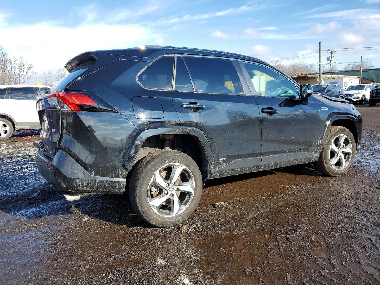 2021 TOYOTA RAV4 PRIME SE photo 3