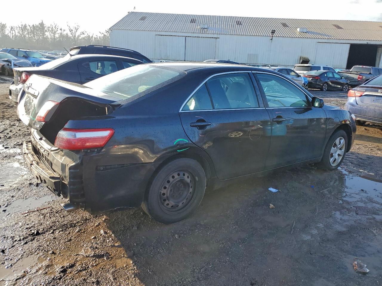 2009 TOYOTA CAMRY SE photo 3