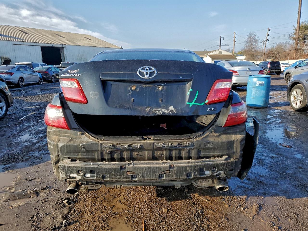 2009 TOYOTA CAMRY SE photo 6