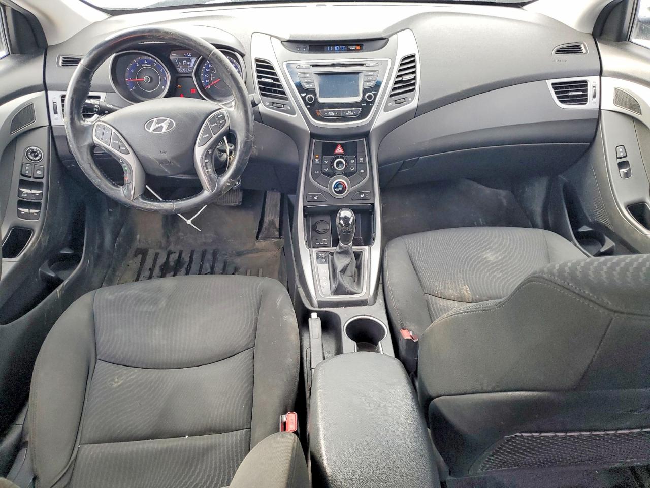 2015 HYUNDAI ELANTRA SE photo 8