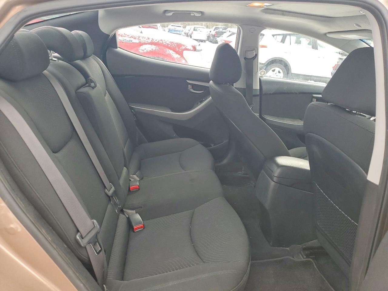 2015 HYUNDAI ELANTRA SE photo 10