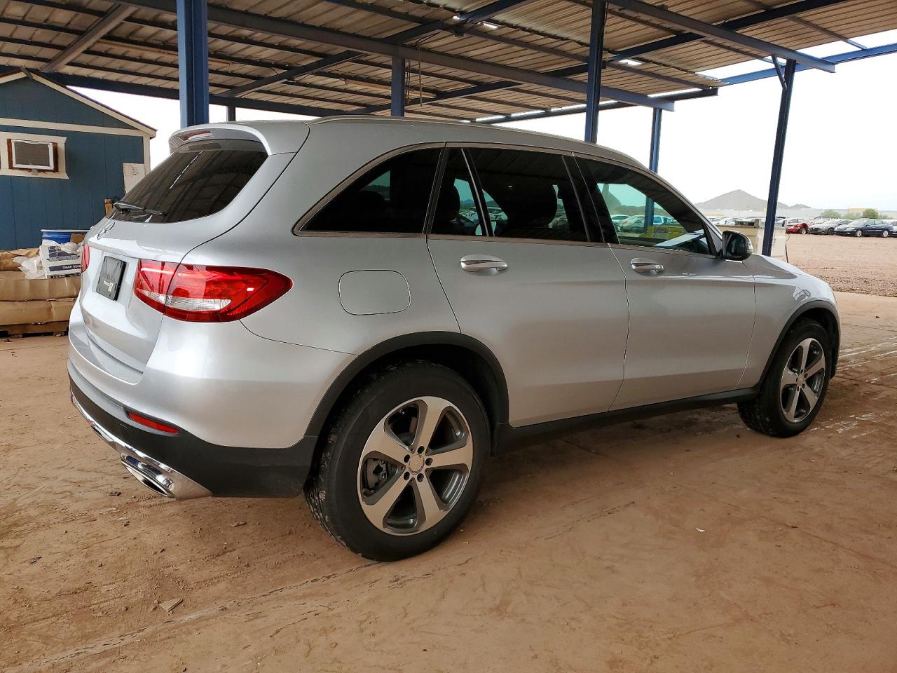 2017 MERCEDES-BENZ GLC 300 photo 3