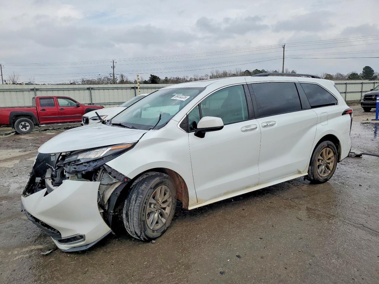 2022 TOYOTA SIENNA