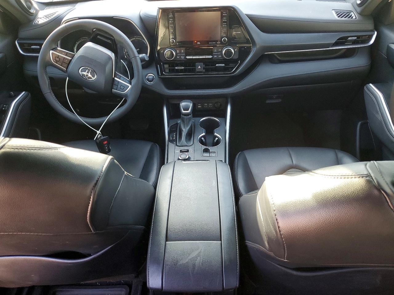 2022 TOYOTA HIGHLANDER XSE photo 15