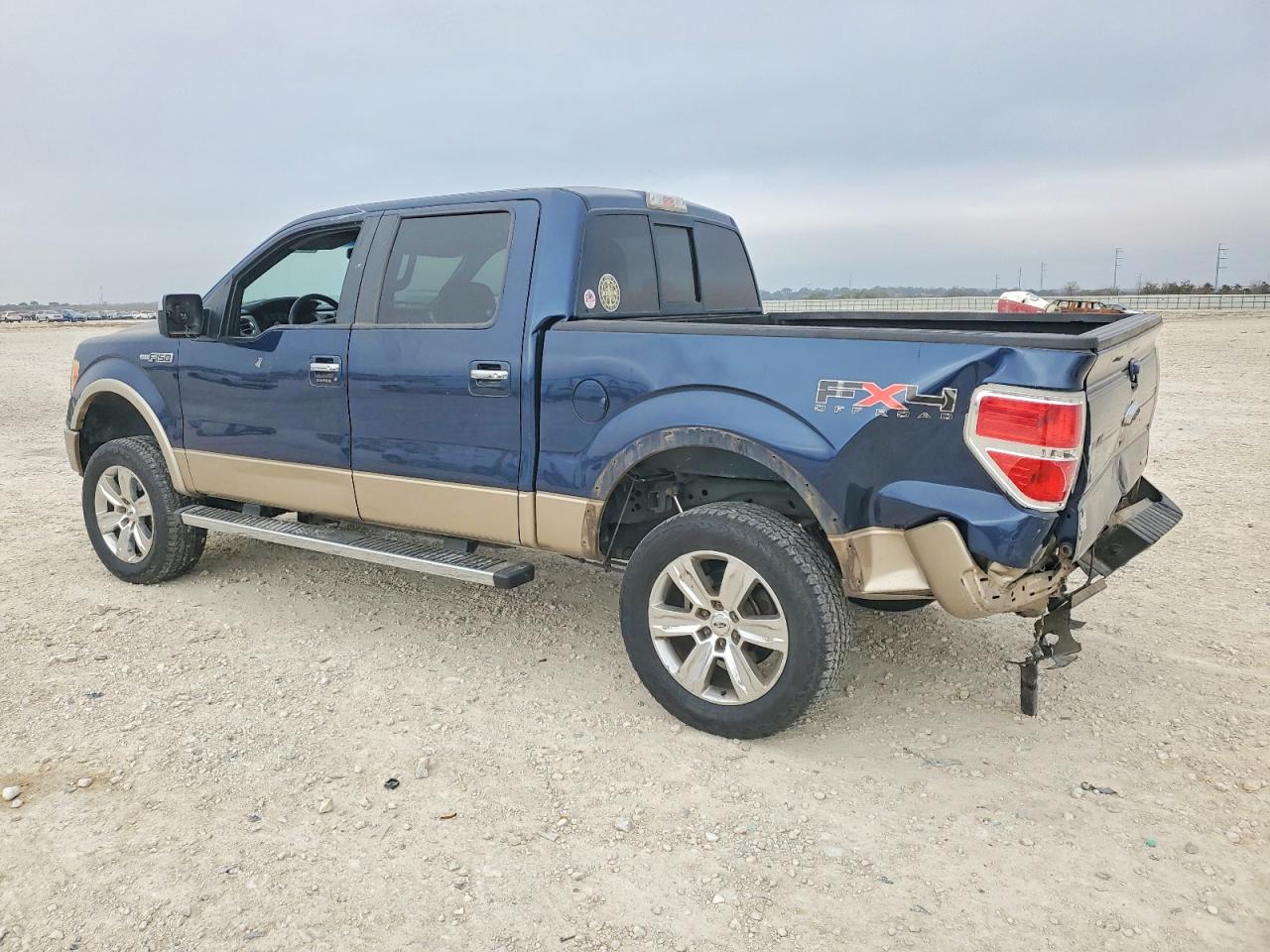 2013 FORD F150 SUPERCREW photo 2