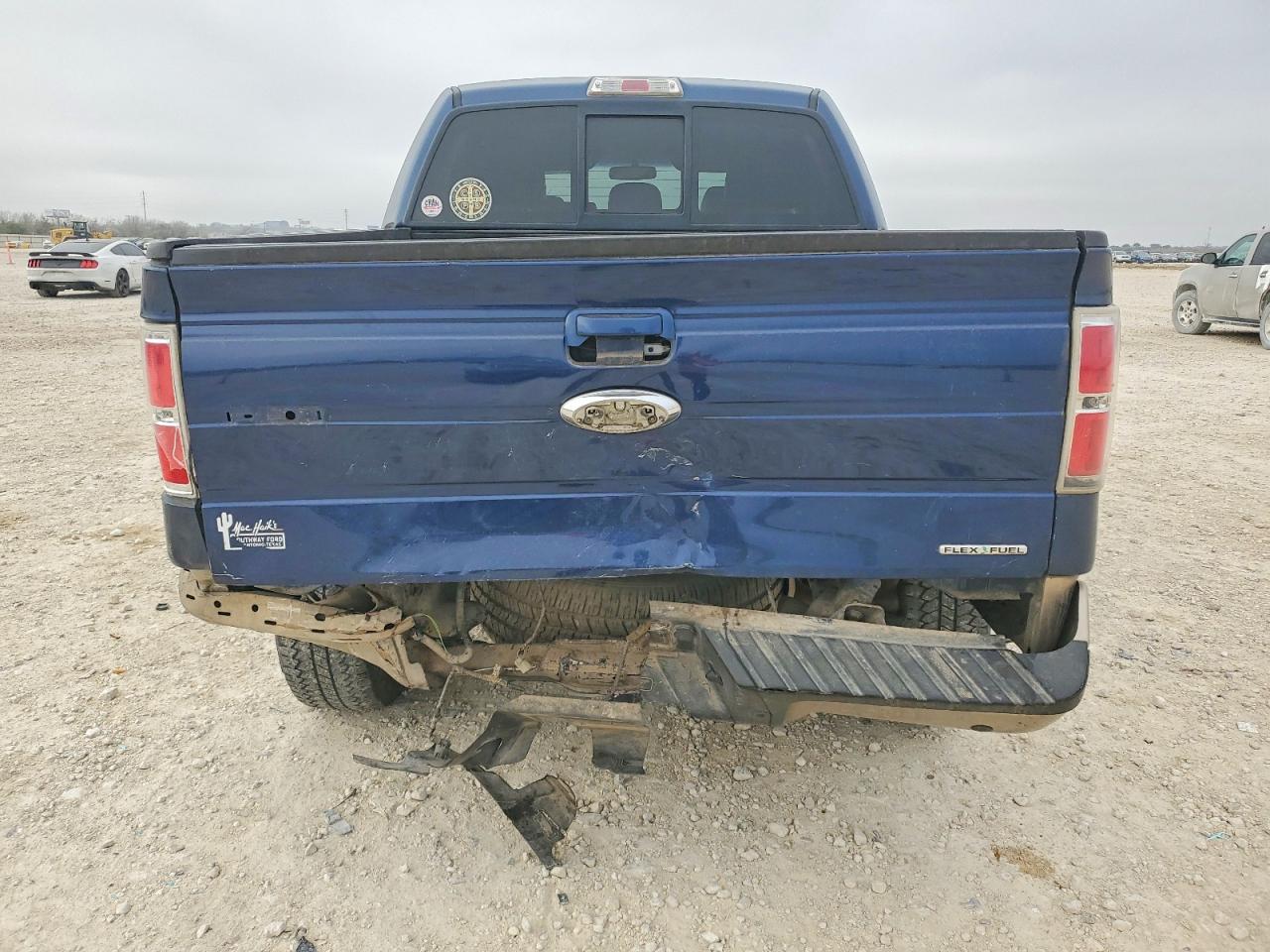 2013 FORD F150 SUPERCREW photo 6