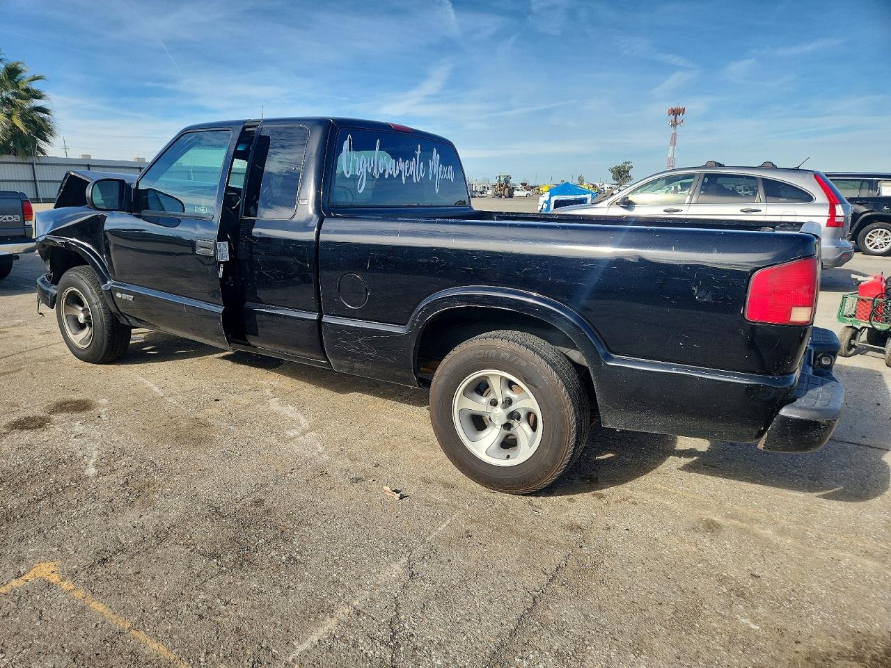 2000 CHEVROLET S TRUCK S10 photo 2