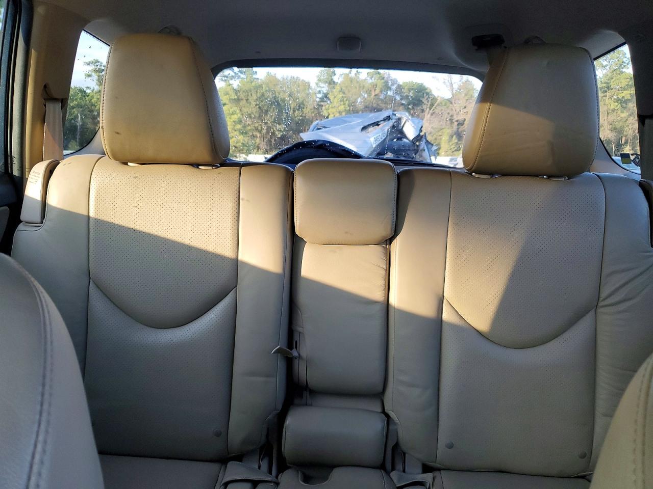 2012 TOYOTA RAV4 photo 10