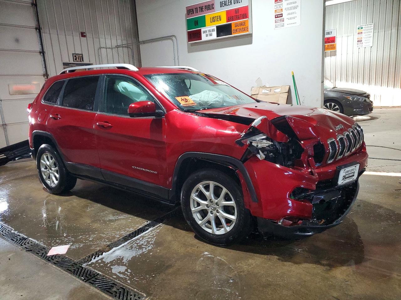2015 JEEP CHEROKEE LATITUDE photo 4